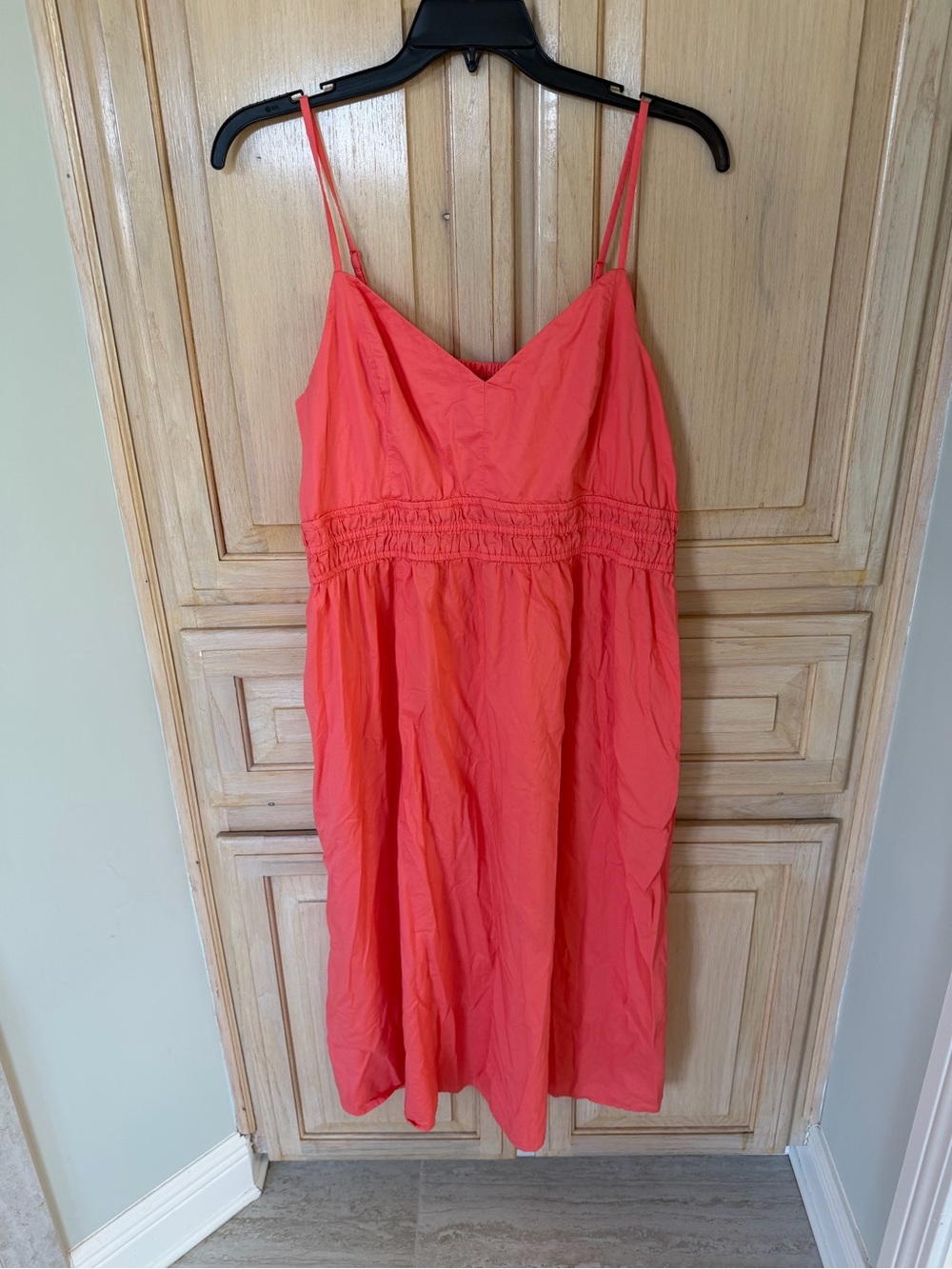 Old Navy Coral gathered spaghetti strap Dress